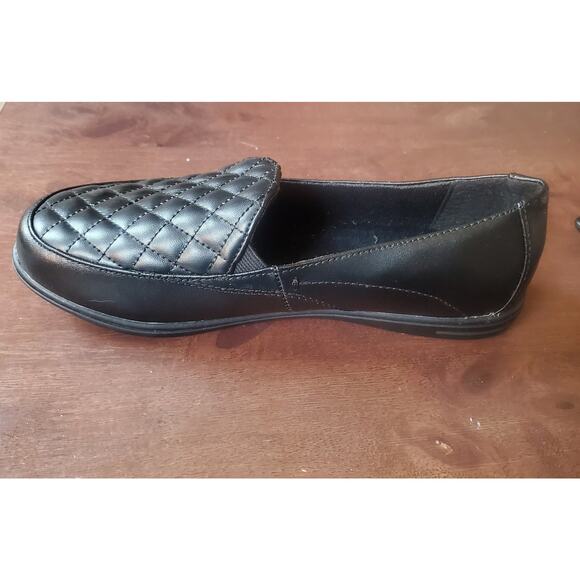 Vintage Mushrooms black quilted flats. 8.5 M New. Never worn. Comfort flats. - Picture 2 of 6